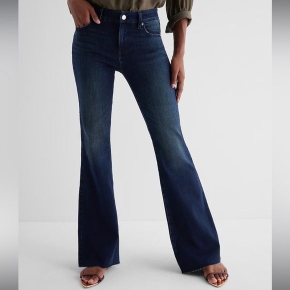 Express Denim - Express Size XL 70’s Flare Mid Rise Blue Jeans 7151774